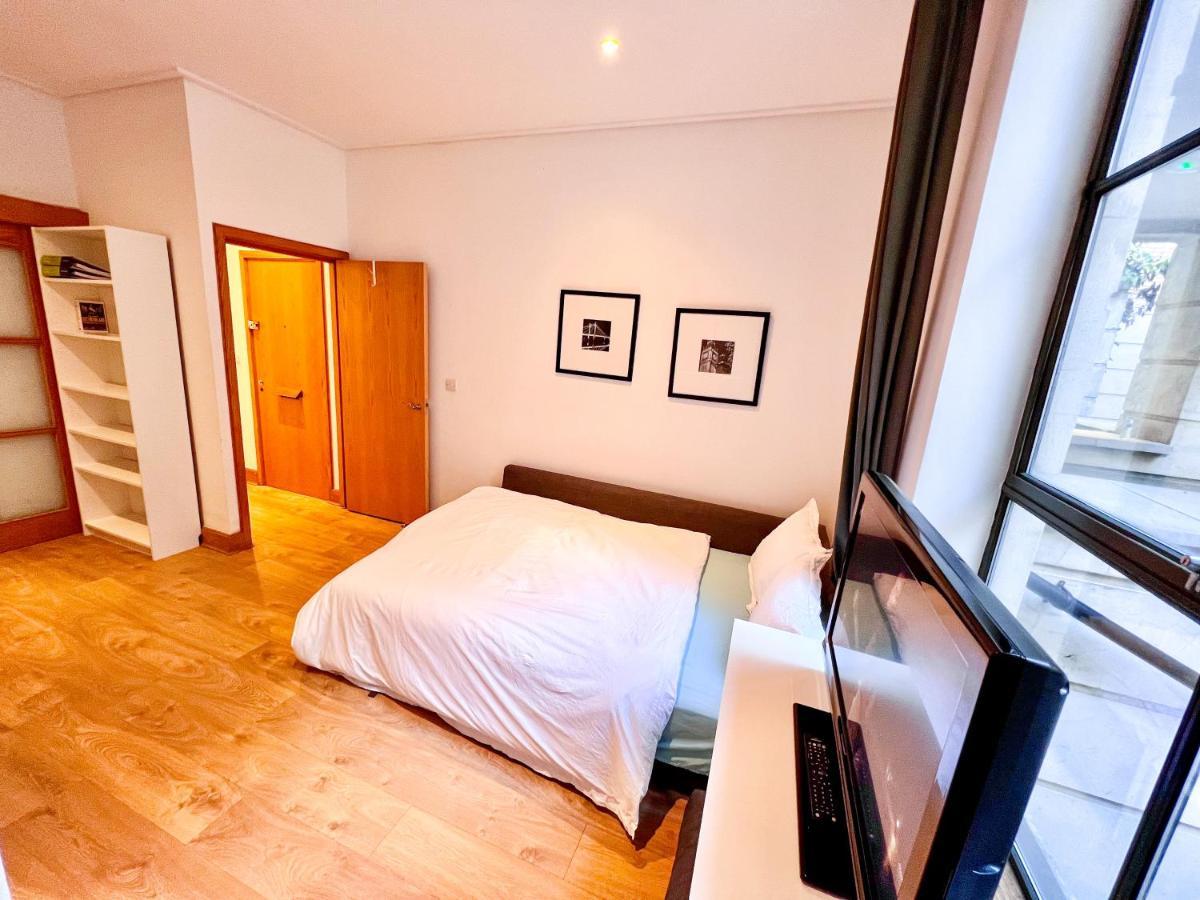 Superior Entire Apartment Between St Pauls Cathedral And Covent Garden Лондон Экстерьер фото