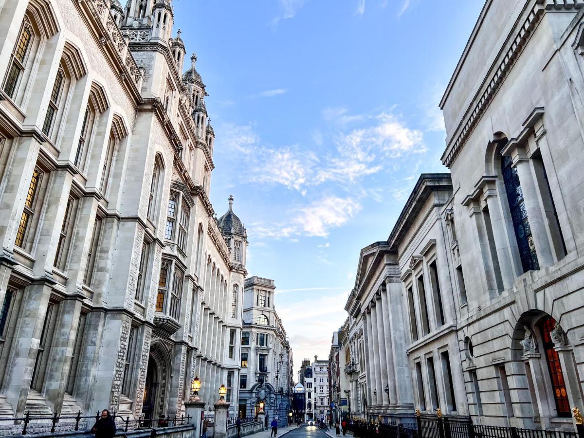 Superior Entire Apartment Between St Pauls Cathedral And Covent Garden Лондон Экстерьер фото