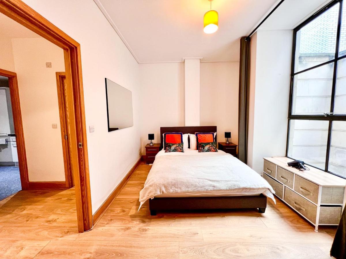 Superior Entire Apartment Between St Pauls Cathedral And Covent Garden Лондон Экстерьер фото