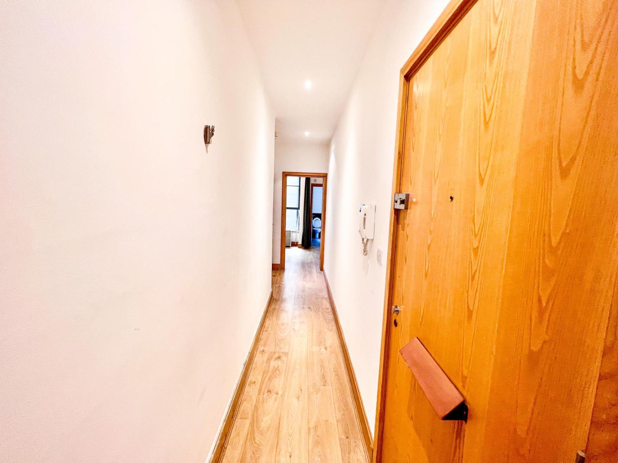 Superior Entire Apartment Between St Pauls Cathedral And Covent Garden Лондон Экстерьер фото